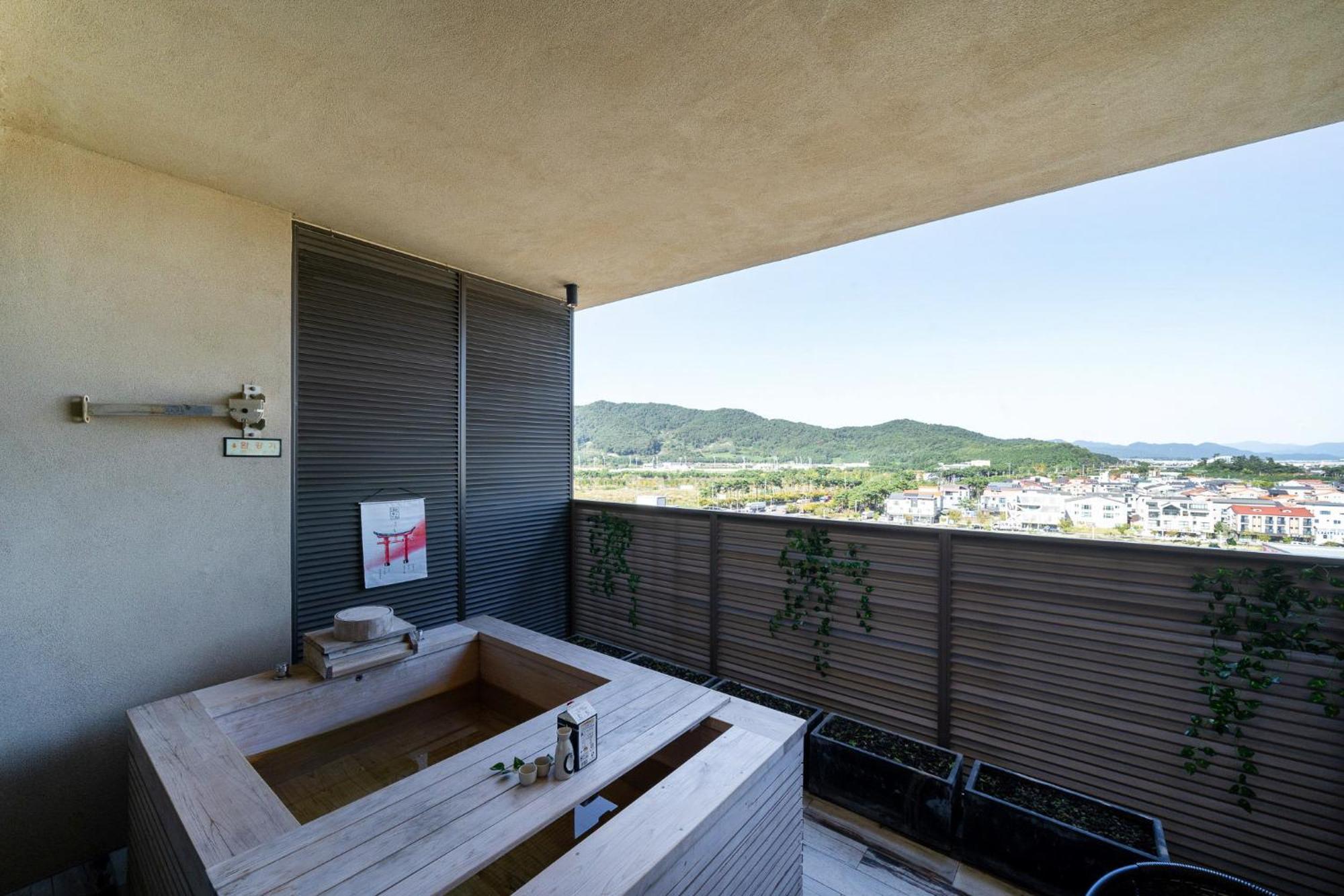 Best Louis Hamilton Hotel West Busan Exterior photo